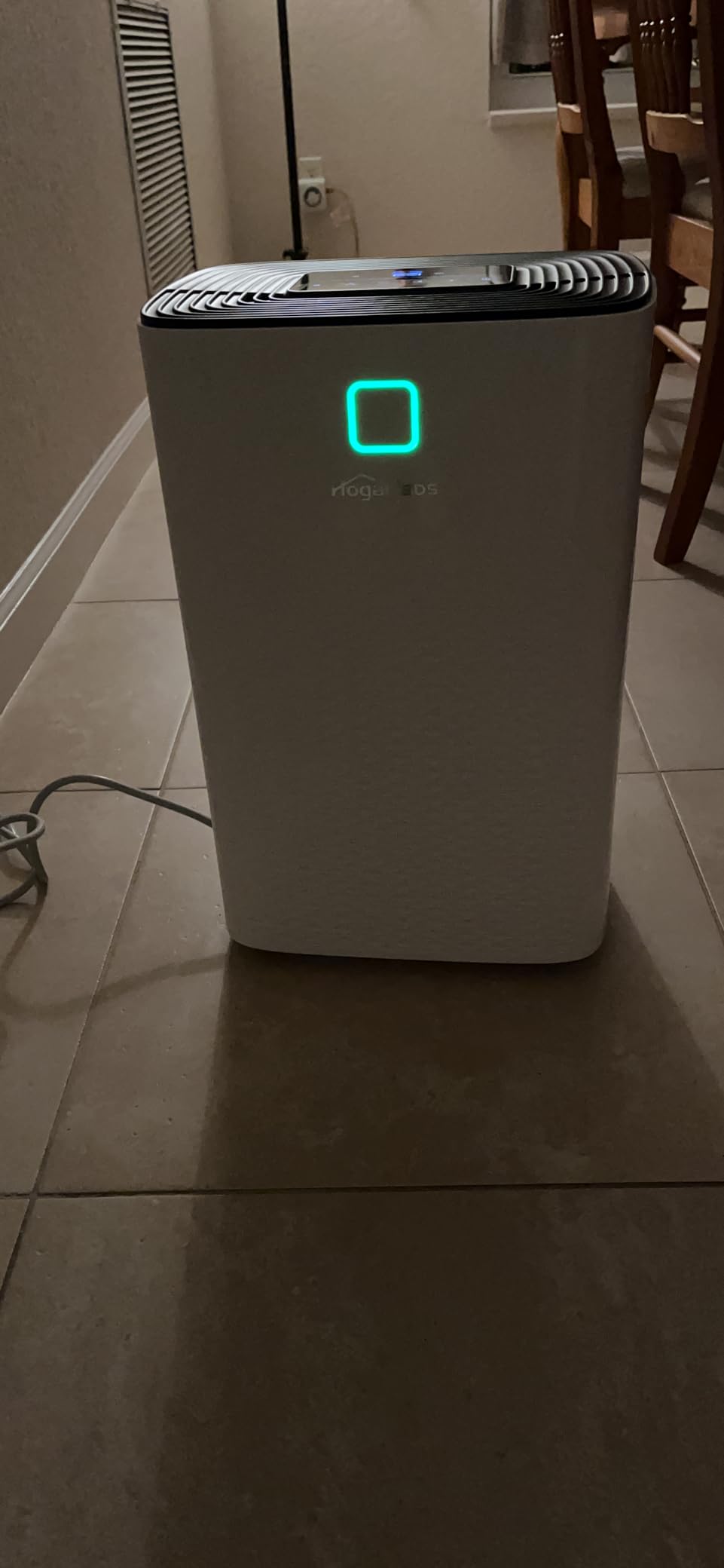 HOGARLABS 30 Pint Dehumidifiers for Home and Basements, with 3 Working Modes, Overflow Protection, and Auto Shut off Restart. Ultra Silent Dehumidifier with Drain Hose and Digital Control Panel. customer photo 1