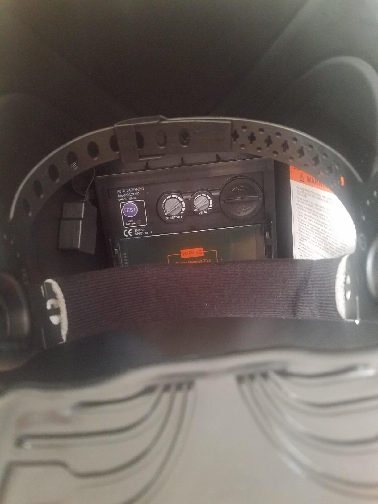 TOOLIOM Auto-Darkening True Color Welding Helmet with 3.94 x 3.66 View customer photo 1