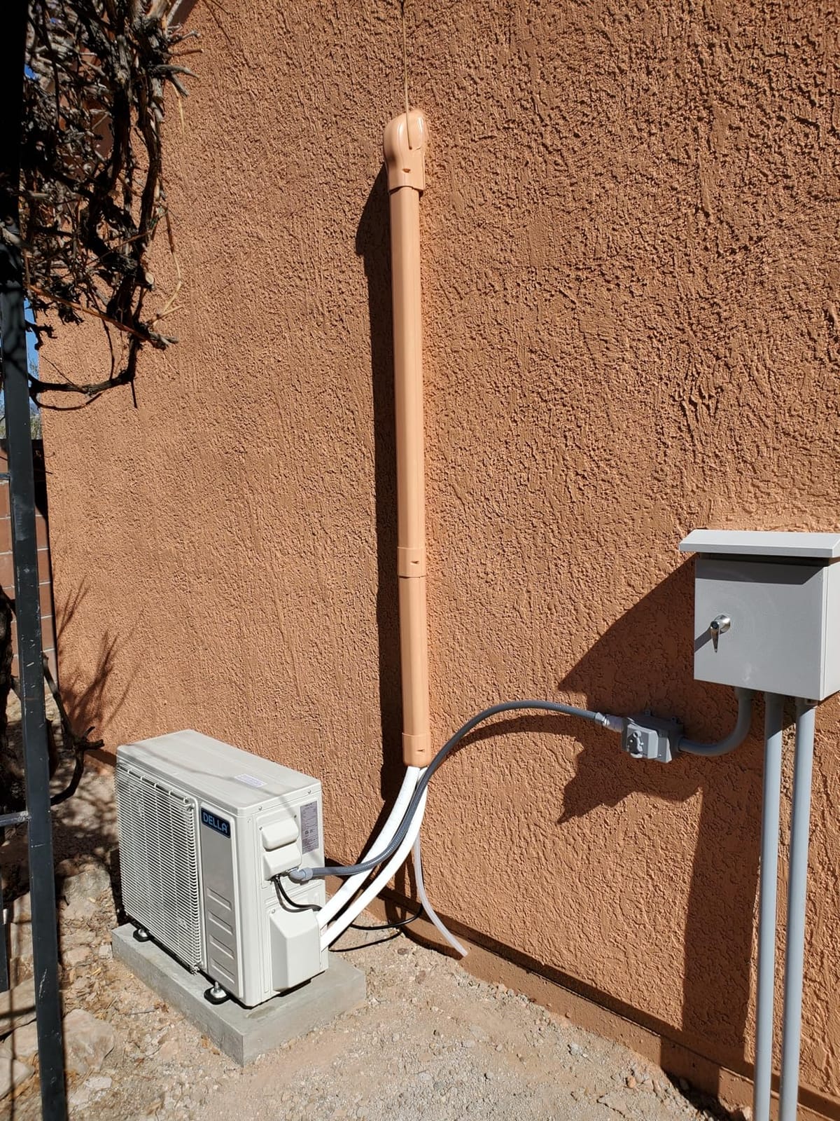 DELLA Optima Series 9,000 BTU Mini Split AC, Hyper Heat Down to -13°F, Up to 400 Sq. Ft, 24 SEER2 115V, Energy Star, WiFi & Alexa, Inverter AC with 0.75 Ton Pre-Charged Heat Pump & 16.4ft Kit customer photo 1