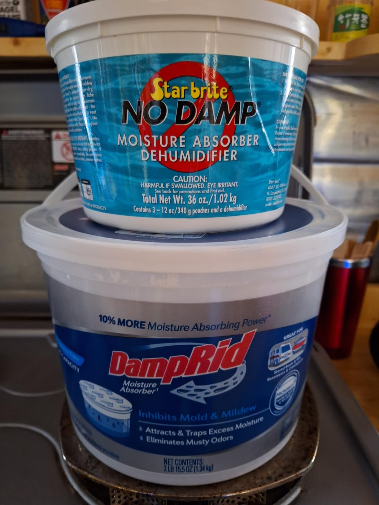 DampRid Hi-Capacity Fragrance Free Absorber Bucket, 2 lb. 15.5 oz. with Detection Strip, 2 Pack customer photo 2
