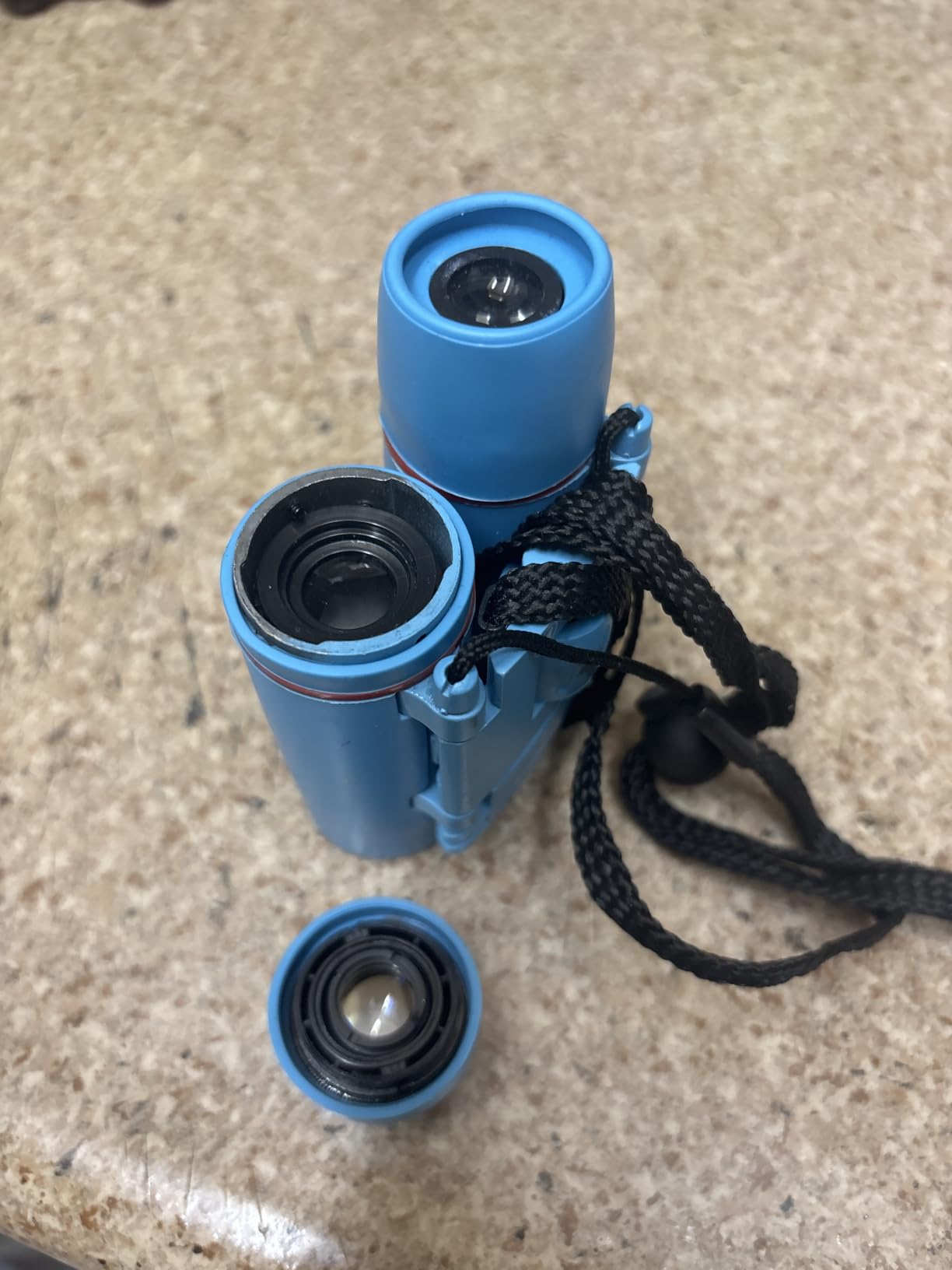 VULNESS Binoculars for Adults, Small Mini Travel Essentials, 8X21, Black customer photo 2