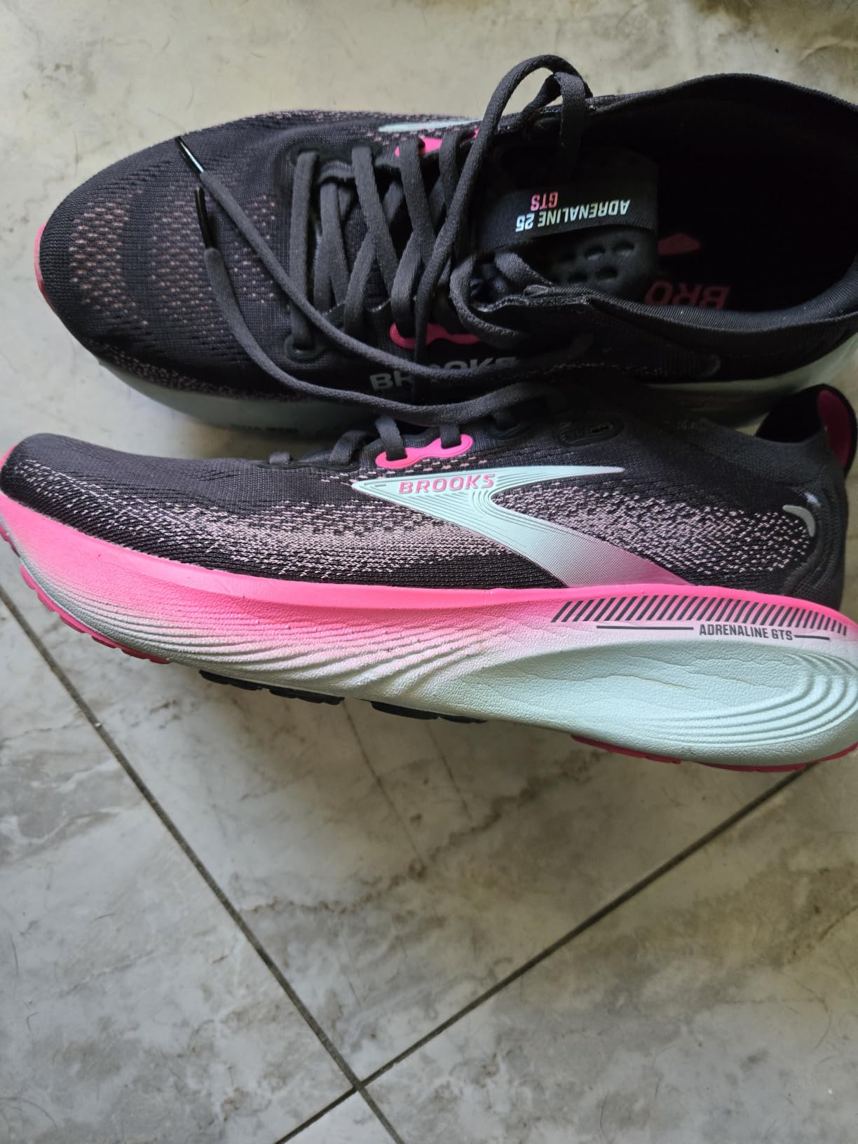 Brooks Women's Adrenaline GTS 25 Running Shoe customer photo 1