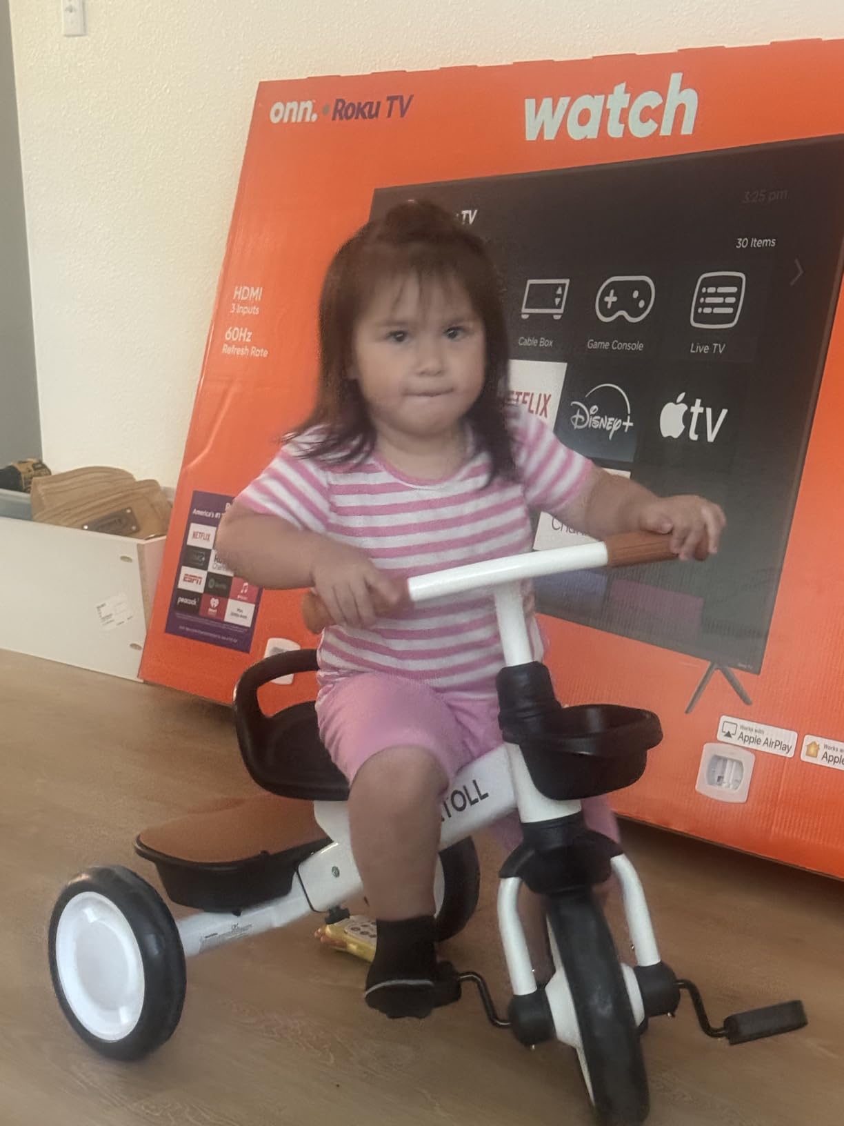 Umatoll Tricycle for Toddlers 2-5 Year Old, Birthday Gift for Boy Girl 2-4 customer photo 1
