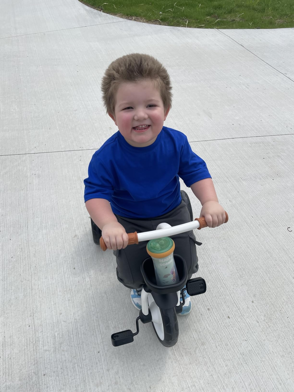 Umatoll Tricycle for Toddlers 2-5 Year Old, Birthday Gift for Boy Girl 2-4 customer photo 2