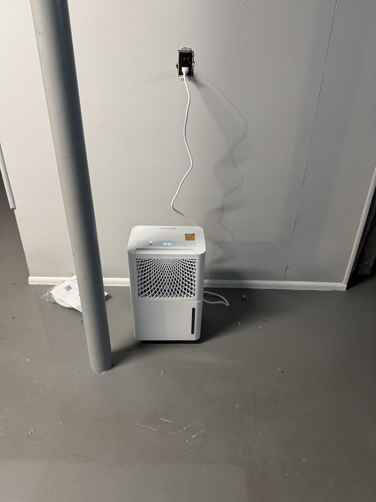 HUMSURE 2500 Sq. Ft MAX 30 Pints Dehumidifier Equipped With Drainage Hose, Automatic Defrosting, 24-Hour Timer, Ideal for Basement, Home, Bathroom, Bedroom customer photo 1