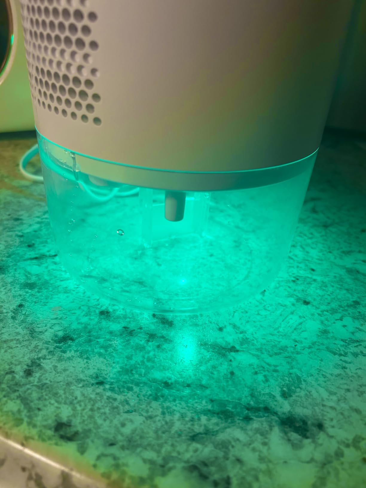44oz(1.3L) Small Dehumidifier for Home Auto-Off Quiet Portable Dehumidifier with 3 Modes 10 Color Lights 4 Timer Settings for Bedroom Bathroom Closet (215 sq.ft) customer photo 1