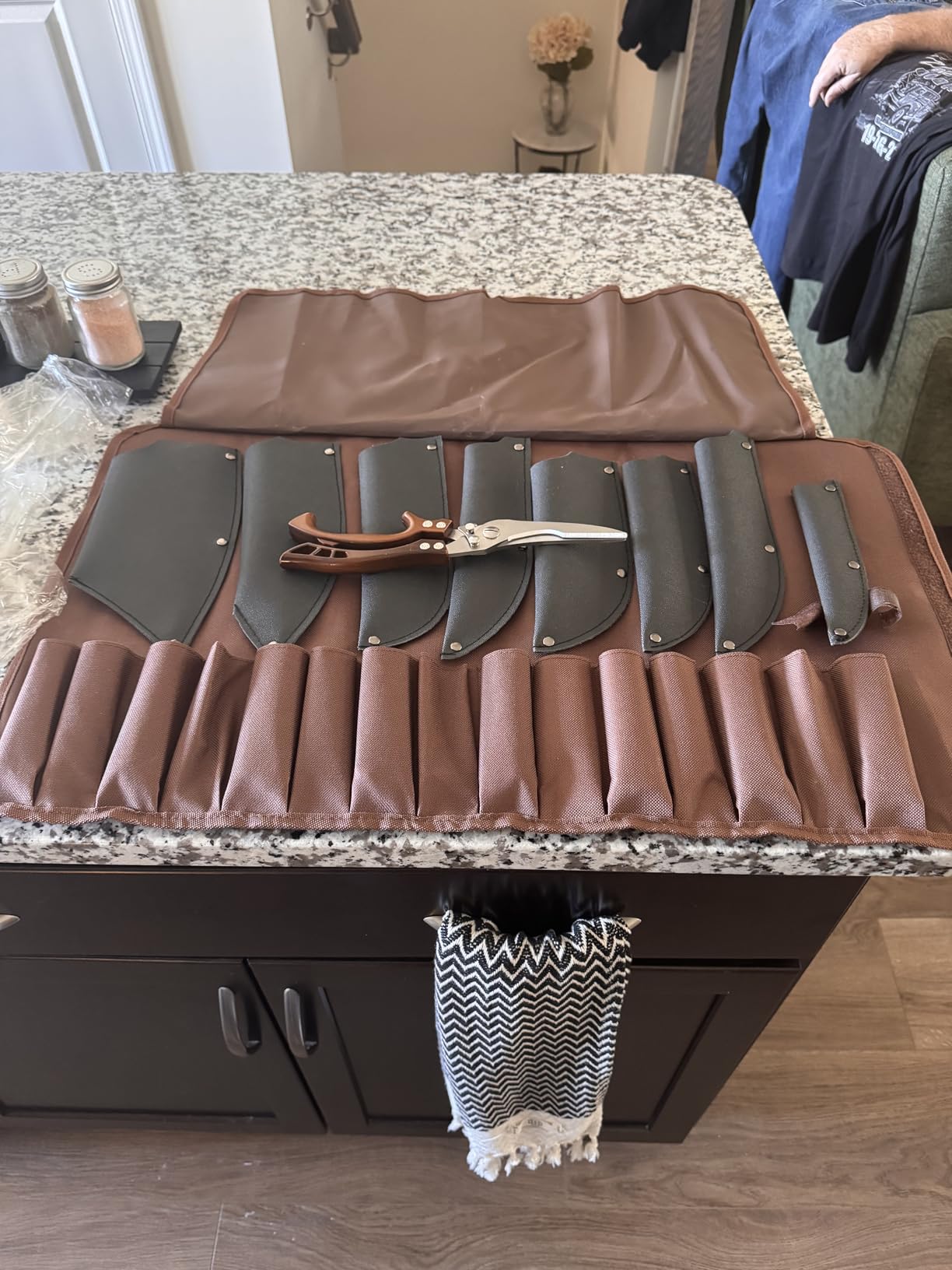 Huusk Butcher Knife Set, 10-Piece Hand Forged Chef Knife Set with Bag customer photo 2