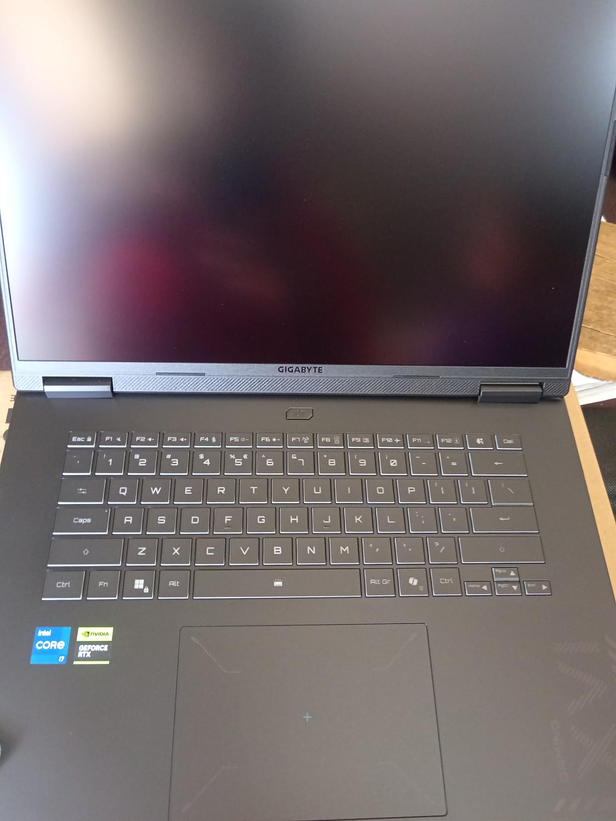 GIGABYTE Gaming A16 - Intel i7-13620H GeForce RTX 5070 16