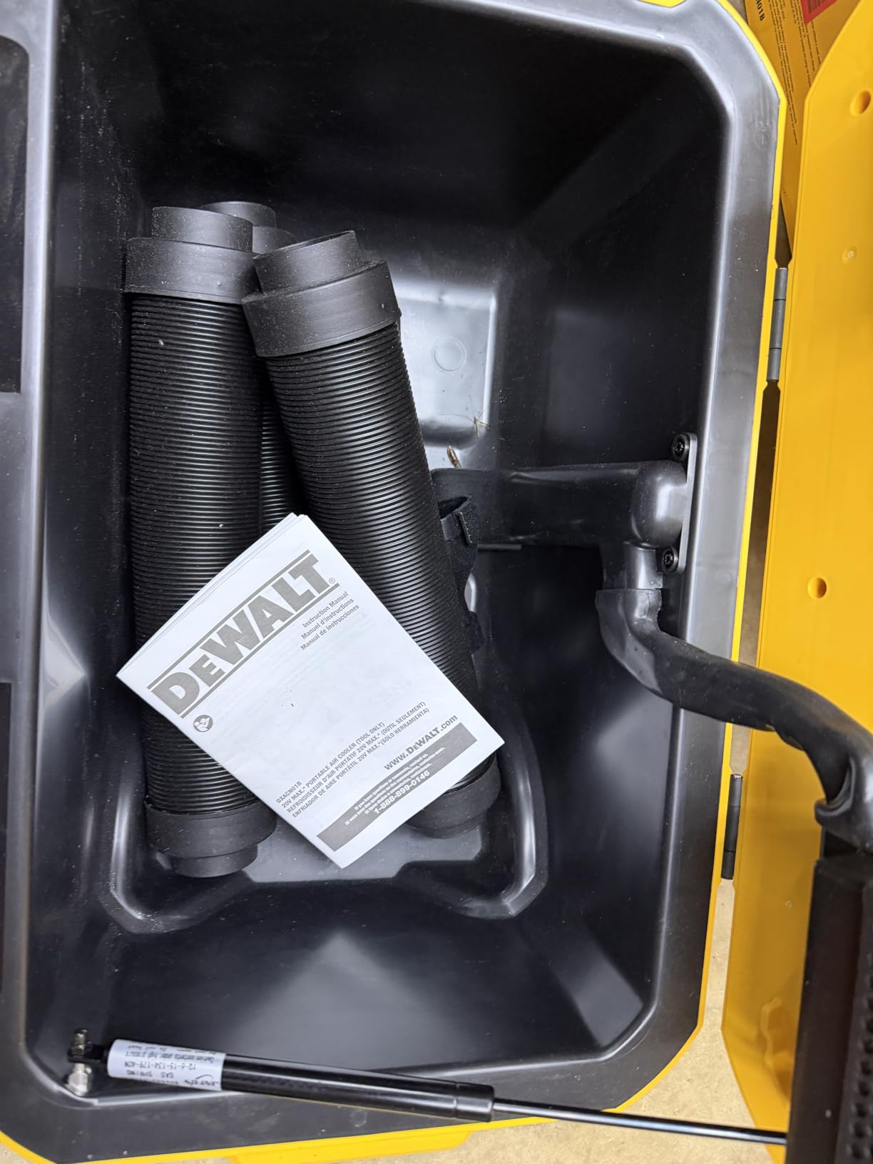 DEWALT Evaporative Air Cooler Portable Air Conditioner DXACN01B (Tool Only) customer photo 2