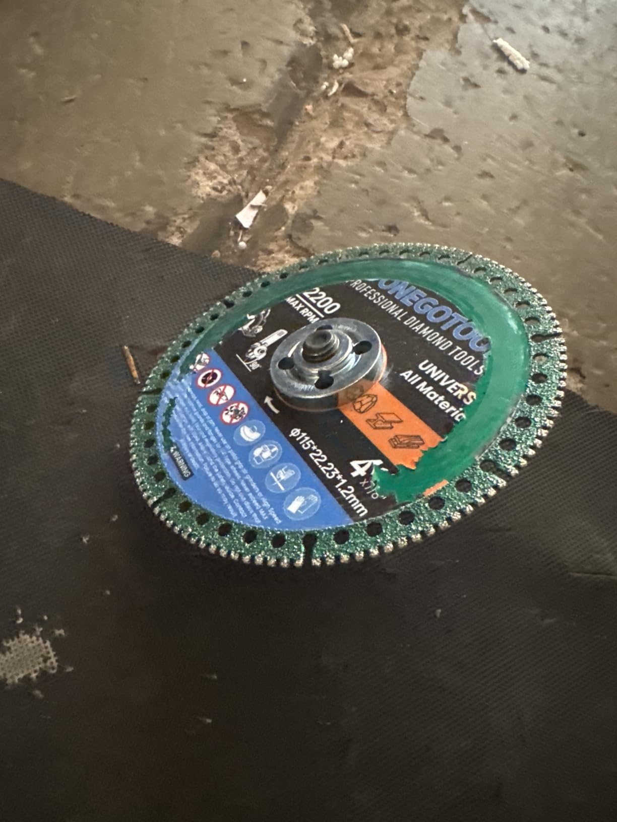 4-1/2 inch Indestructible Cutting Discs for Angle Grinder 7/8