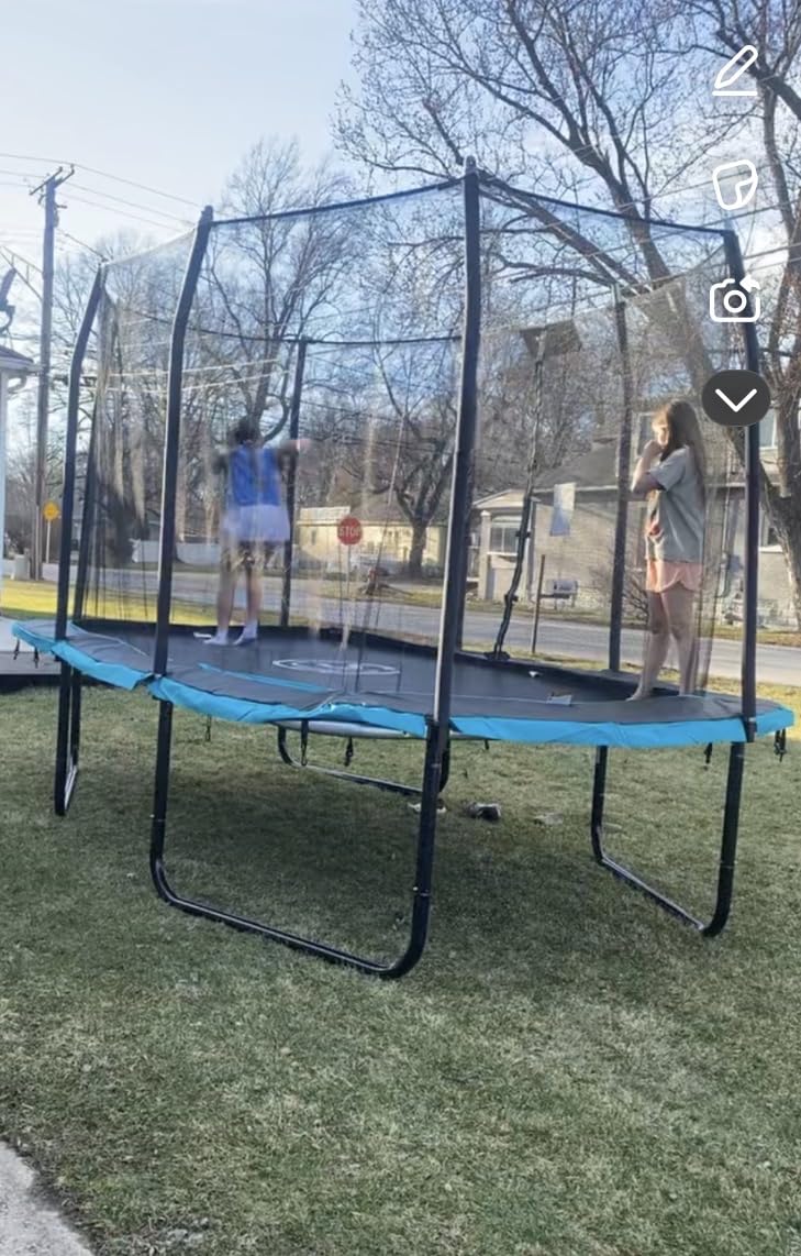 Skywalker Signature Series Trampoline with Enclosure customer photo 1