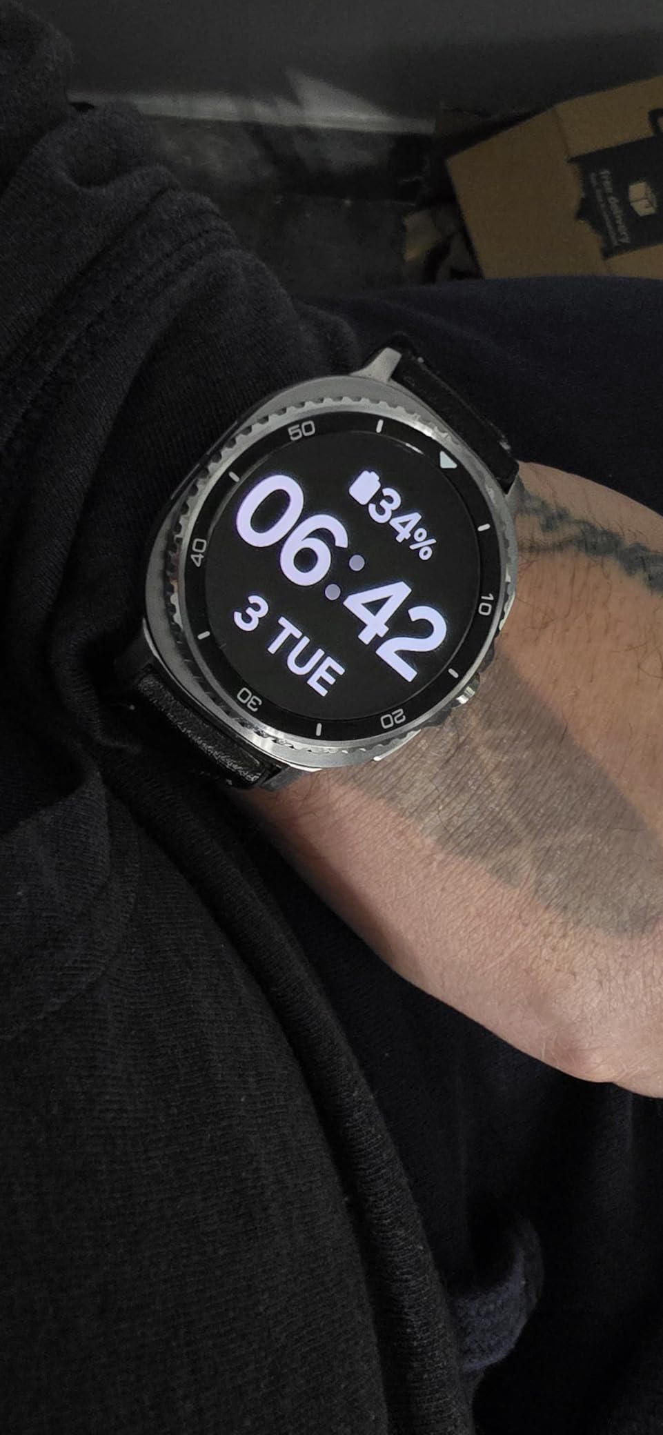 Samsung Galaxy Watch 8 Classic (2025) 46mm LTE Smartwatch, Cushion Design, Rotating Bezel, Quick Button, Sleep Coaching, Running Coach, Energy Score, Black [US Version] (Renewed) customer photo 1