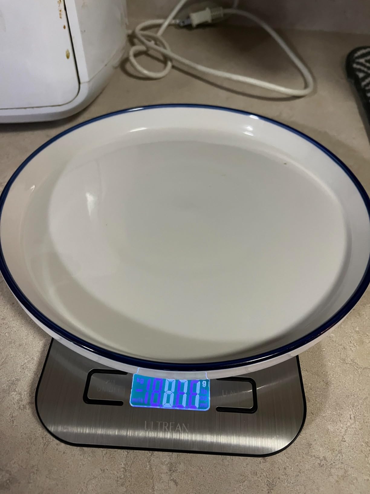 Ultrean Smart Food Kitchen Scale with Nutritional Calculator, APP for Calorie & Macro Tracking, AI Powered, Goal Progress, Digital Calorie Scale for Weight Loss, Stainless Steel, 22lb customer photo 1