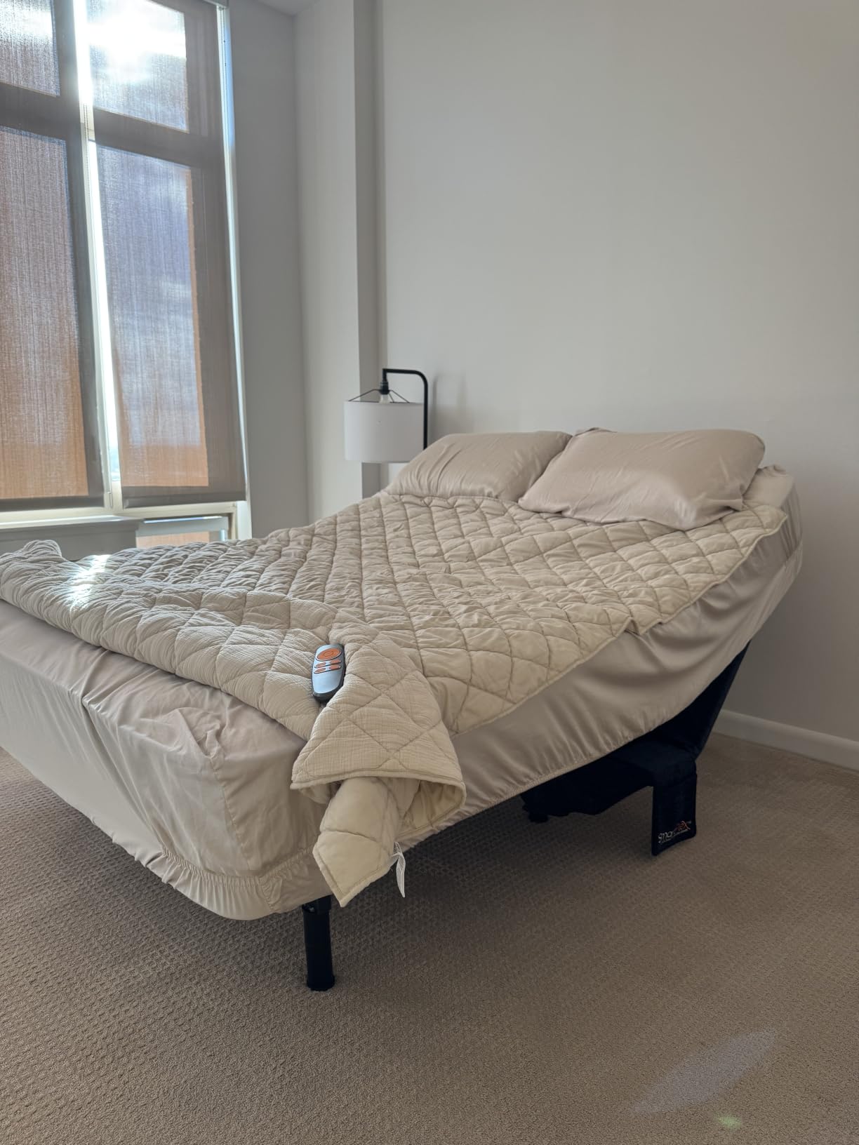 Smart Flex F450 Adjustable Bed Base, Queen Metal Frame, 1000 lb Capacity customer photo 1